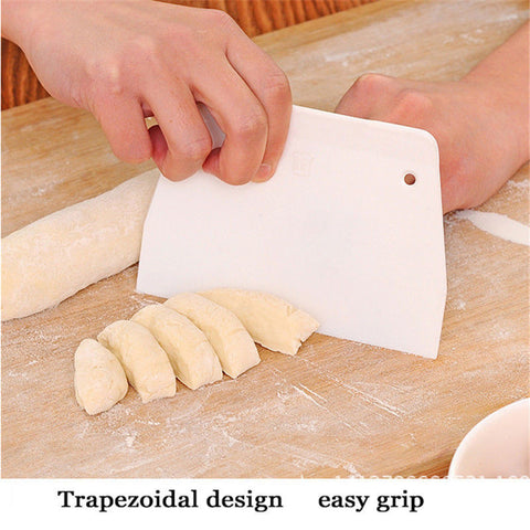 Scraper Butter Knife Plastic Cake Dough Cutter